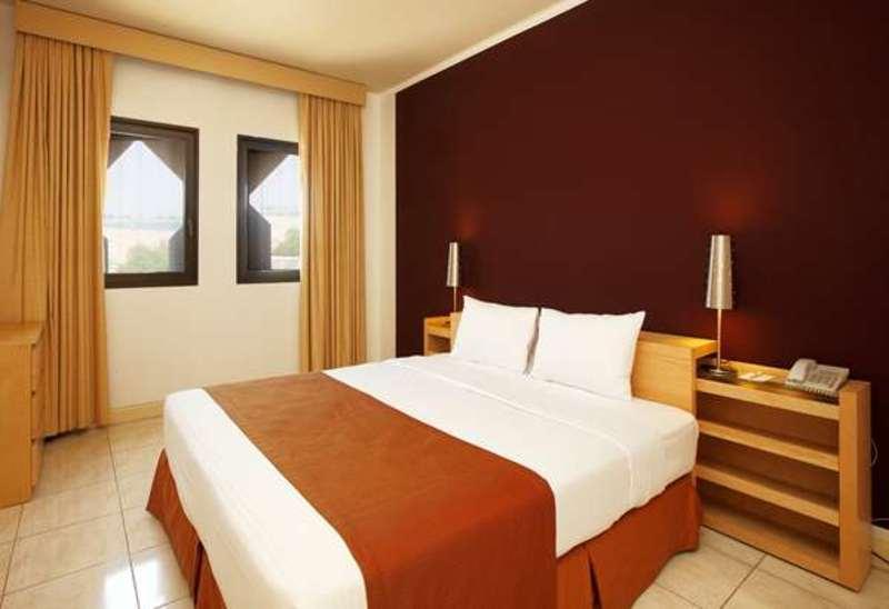 Golden Tulip Dana Bay Resort Dahran Kültér fotó