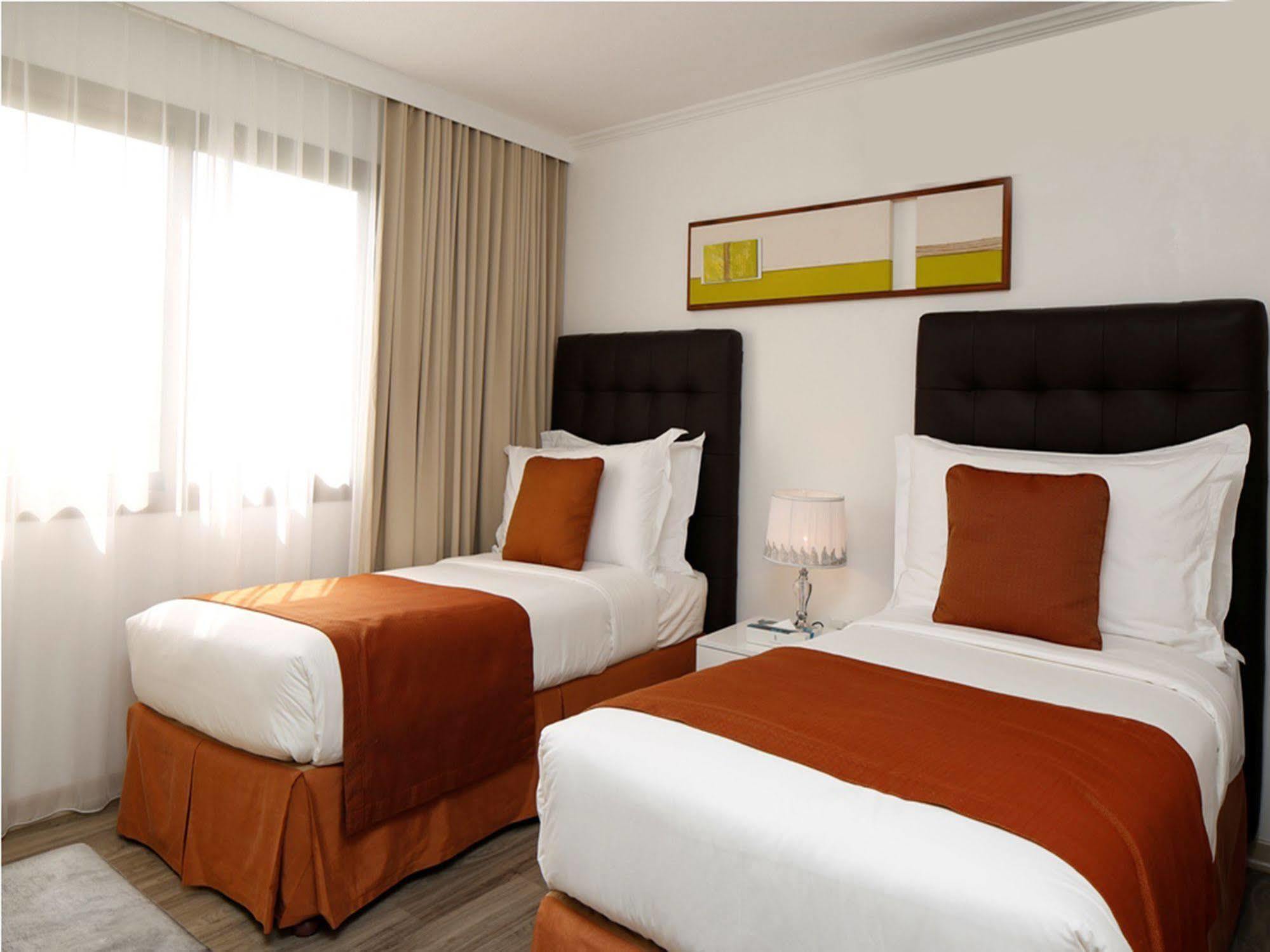 Golden Tulip Dana Bay Resort Dahran Kültér fotó